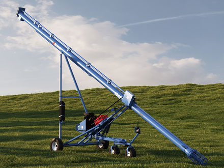 Brandt supercharged intake auger, brandt augers, brandt auger, brandt transport augers, augers, farm augers