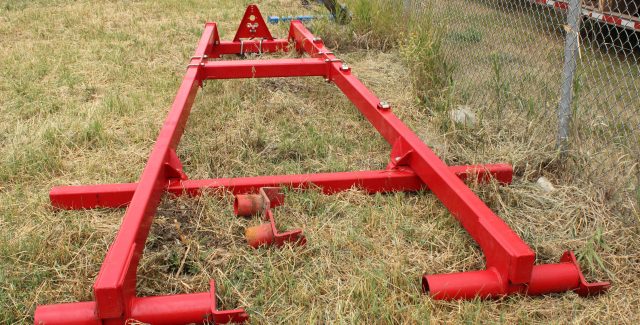 Sunflower rear hitch for sale in Lethbridge, Alberta. Sunflower 1435 disc hitch for sale at Hanlon Ag Centre.
