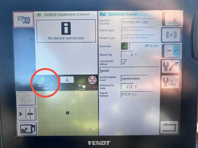Fendt Tractor GPS terminal system information screen showing cellular modem network type listed as 3G.