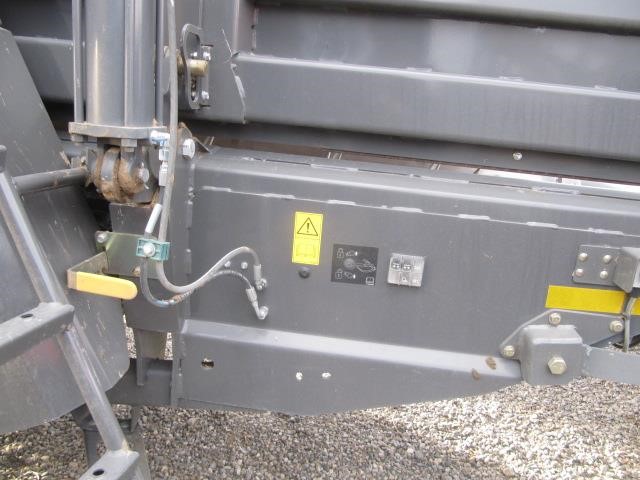 2023 Massey Ferguson LB2244