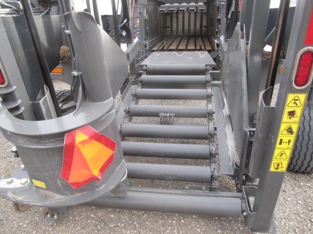 2024 Massey Ferguson LB2234XD