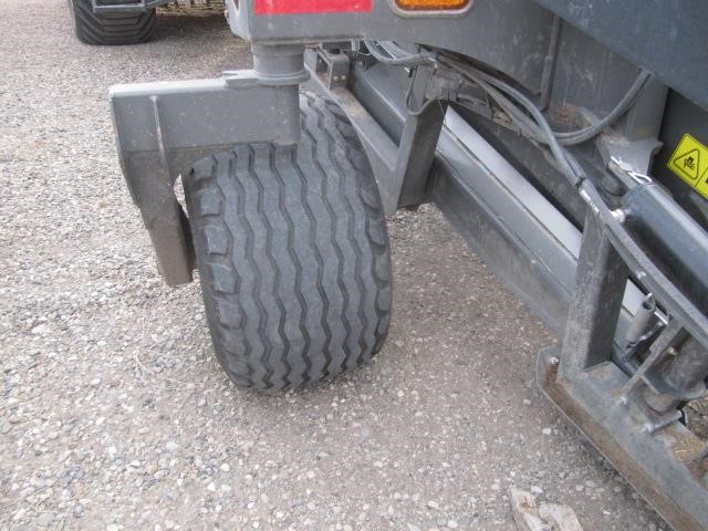 2024 Massey Ferguson LB2234XD