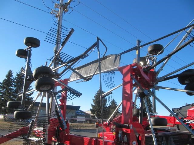 2025 Massey Ferguson RK772SD-TRC