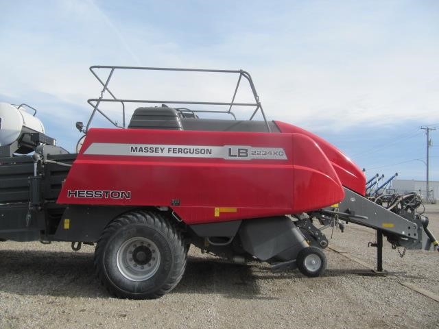 2023 Massey Ferguson LB2234XD