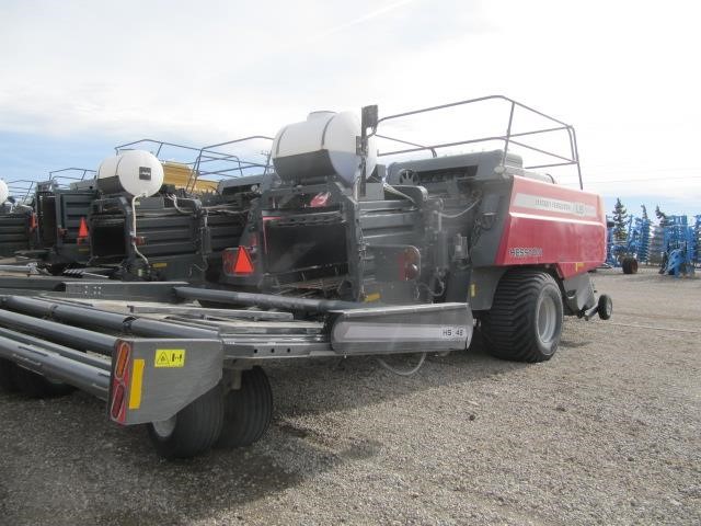 2023 Massey Ferguson LB2234XD