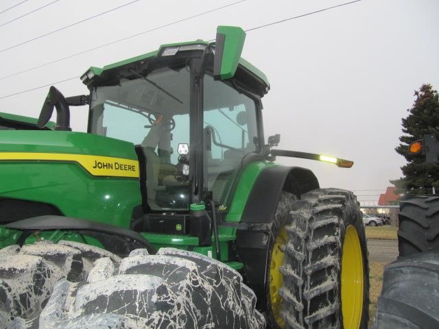 2025 John Deere 8R 410