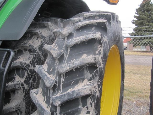 2025 John Deere 8R 410