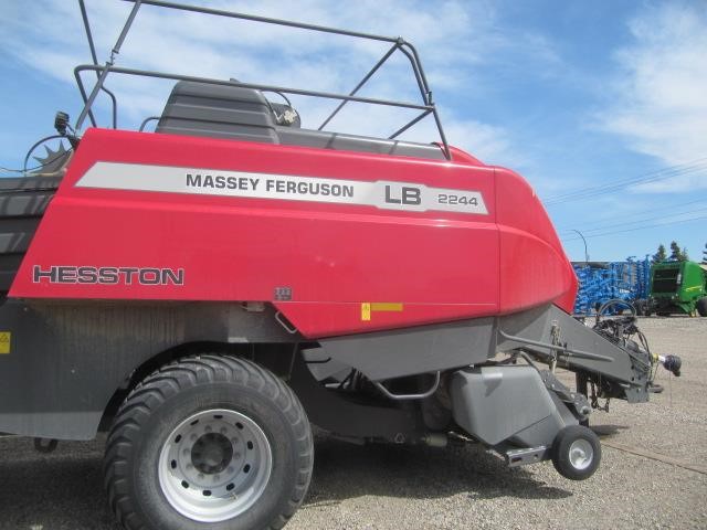 2023 Massey Ferguson LB2244